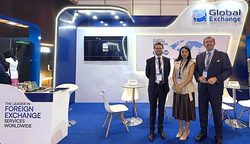Da esquerda para a direita, Alexander McCann, Sanaa Al Bouhali Jabry e Isidoro J. Alanís, durante o WAGA 2026 realizado em Lima, Peru. Da esquerda para a direita, Alexander McCann, Sanaa Al Bouhali Jabry e Isidoro J. Alanís, durante o WAGA 2026 realizado em Lima, Peru.