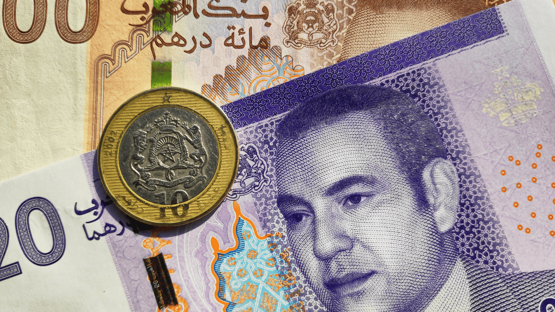 Billetes y moneda de dírham marroquí para pagar en Marrakech Billetes y moneda de dírham marroquí para pagar en Marrakech