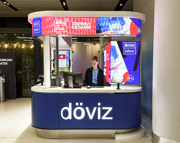 Oficina de cambio de moneda de Global Exchange ubicado en el aeropuerto internacional de Estambul Oficina de cambio de moneda de Global Exchange ubicado en el aeropuerto internacional de Estambul