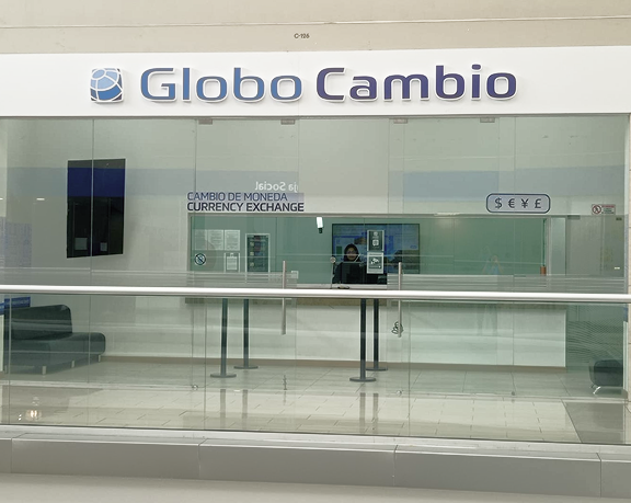 Foreign currency exchange office of Globo Cambio located in the Multiplaza Shopping Centre, in the centre of Bogotá