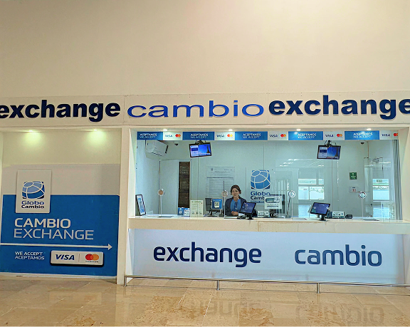 Oficina de cambio de moneda de Globo Cambio en el aerpuerto Internacional de Los Cabos (México)