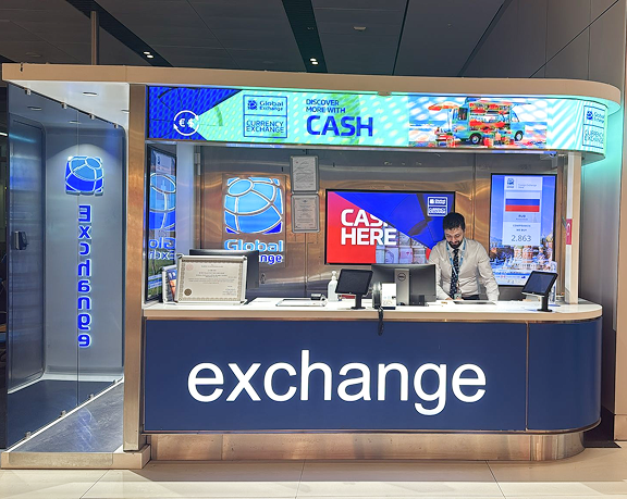 Oficina de cambio de moneda de Global Exchange ubicado en el aeropuerto internacional de Estambul Oficina de cambio de moneda de Global Exchange ubicado en el aeropuerto internacional de Estambul