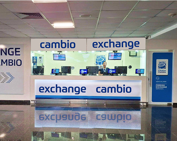Una oficina de cambio de moneda extranjera de Globo Cambio en la República Dominicana