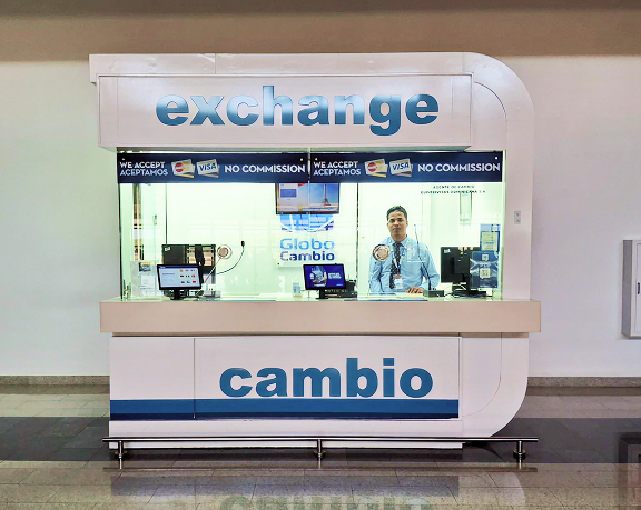 Una oficina de cambio de moneda extranjera de Globo Cambio en la República Dominicana