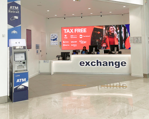 Foreign currency exchange office of Global Exchange located at Charles de Gaulle International Airport, France.