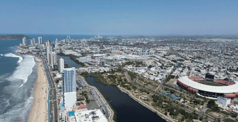 Vista de la ciudad de Mazatlán. Vista de la ciudad de Mazatlán.