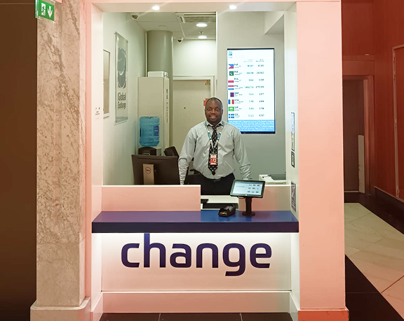Foreign currency exchange office of Global Exchange located at Charles de Gaulle International Airport, France.