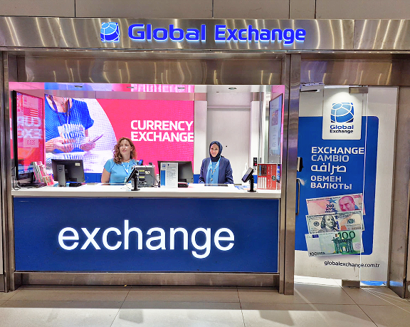 Oficina de cambio de moneda de Global Exchange ubicado en el aeropuerto internacional de Estambul Oficina de cambio de moneda de Global Exchange ubicado en el aeropuerto internacional de Estambul