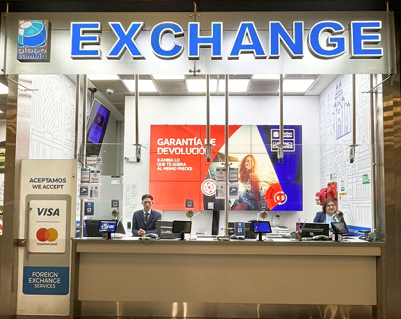 Foreign currency exchange office of Global Exchange located in Bogotá, Colombia.