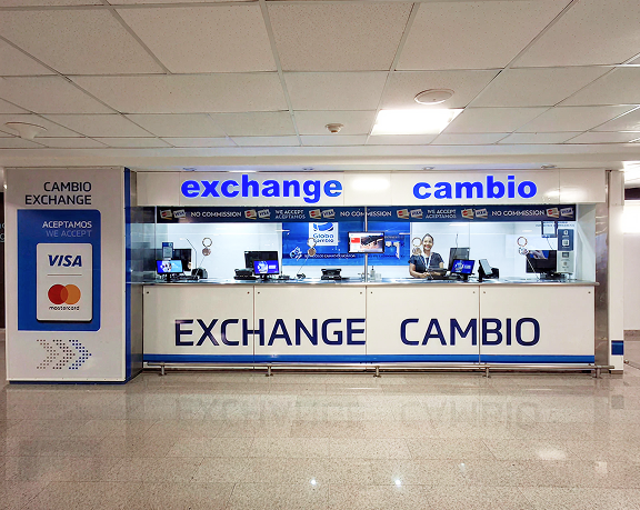 Una oficina de cambio de moneda extranjera de Globo Cambio en la República Dominicana