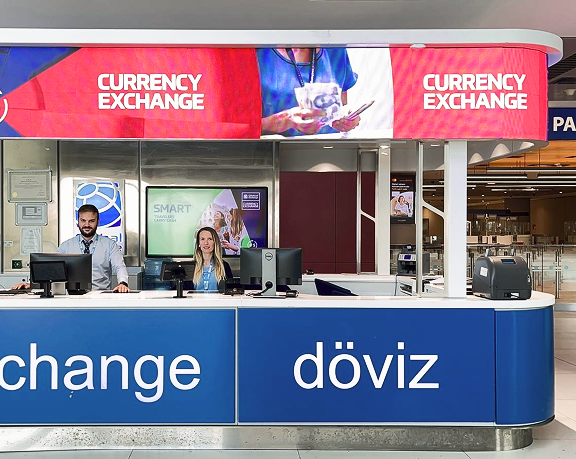 Oficina de cambio de moneda de Global Exchange ubicado en el aeropuerto internacional de Estambul Oficina de cambio de moneda de Global Exchange ubicado en el aeropuerto internacional de Estambul