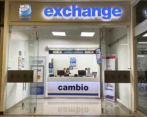 Foreign currency exchange office of Global Exchange located in the Santafé Shopping Centre, Medellín, Colombia.