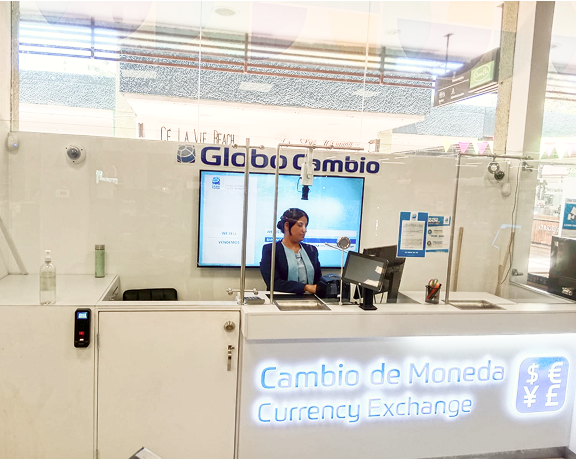 Globo Cambio currency exchange office located in the Zazue shopping center in Santa Marta, Colombia.